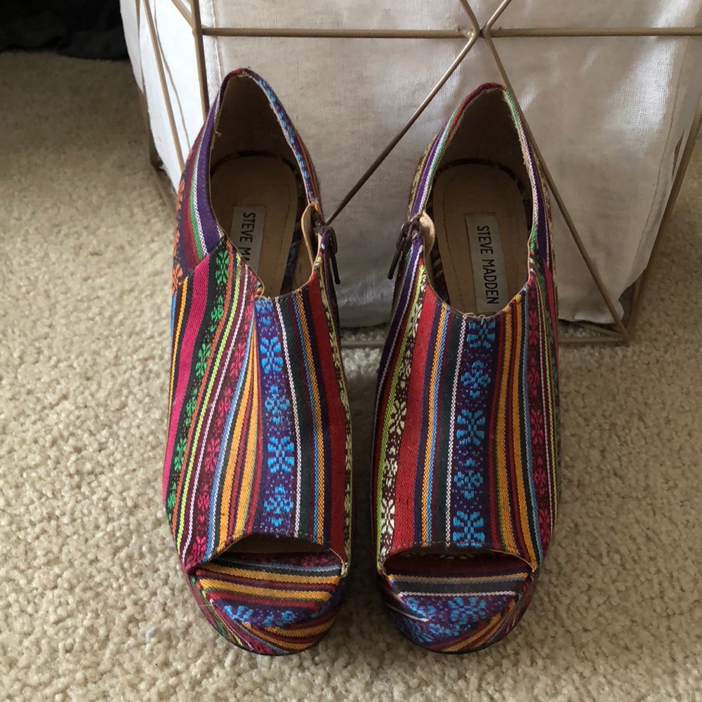 STEVE MADDEN HEELS